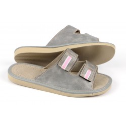 Kapcie damskie pantofle domowe, szare zapinane na rzepy.